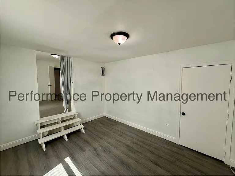 3703 Eucalyptus Dr — Photo 7