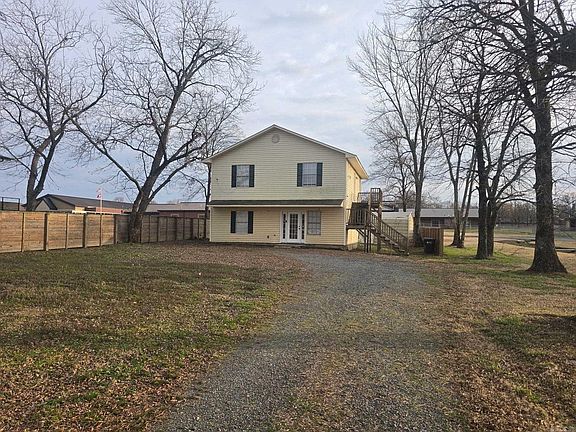 2nd image of 2765 Carl Stuart St