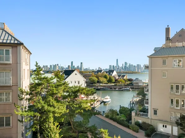 100 Shearwater Ct E APT 45, Jersey City, NJ 07305