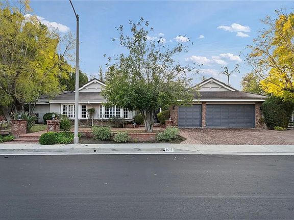2nd image of 6011 N Paseo La Vis