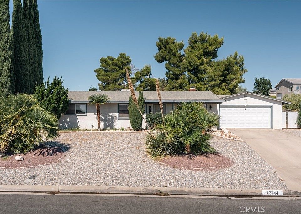 1st image of 12744 Autumn Leaves Ave