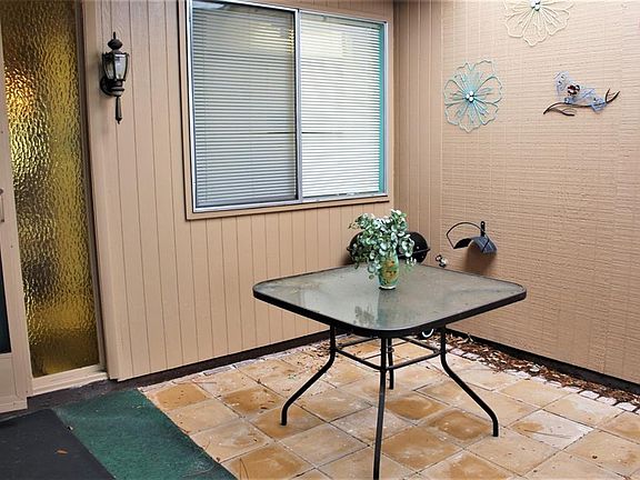 2nd image of 3526 N Village Ct