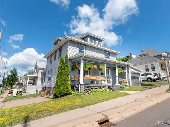 203 N 4th St, Marquette, MI 49855