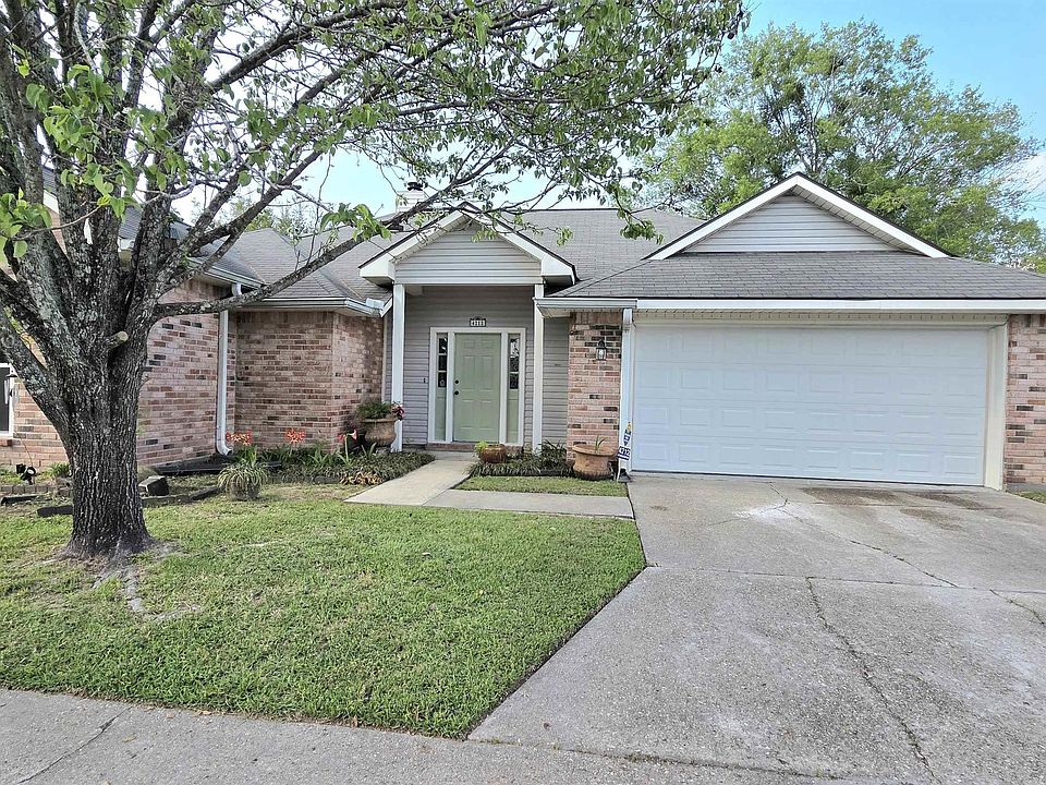1st image of 4212 Stumberg Ln