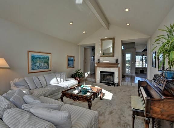5th image of 1120 Grimley Ln