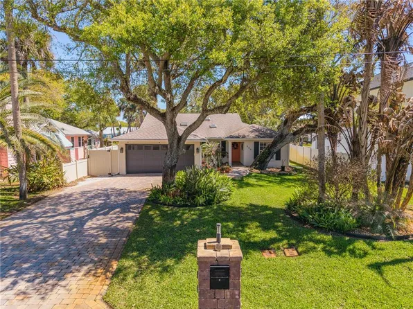 509 Yupon St, New Smyrna Beach, FL 32169