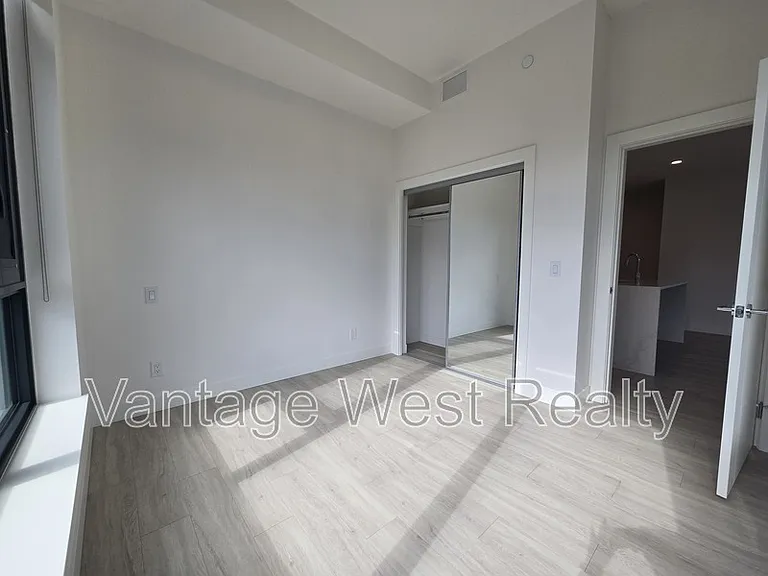 3699 Capozzi Rd #406 — Photo 13