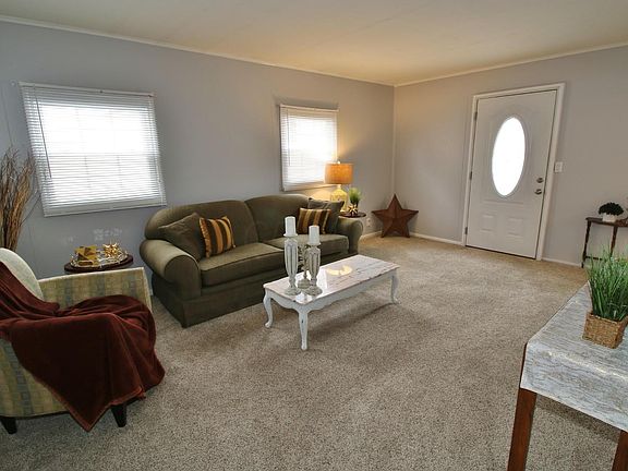 5th image of 527 Winton Ave