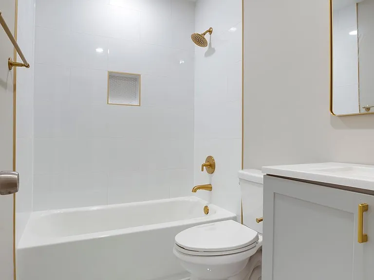 322 Clay St — Photo 27