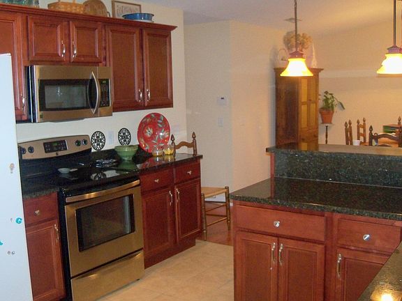 4th image of 1714 Chelsa Dr