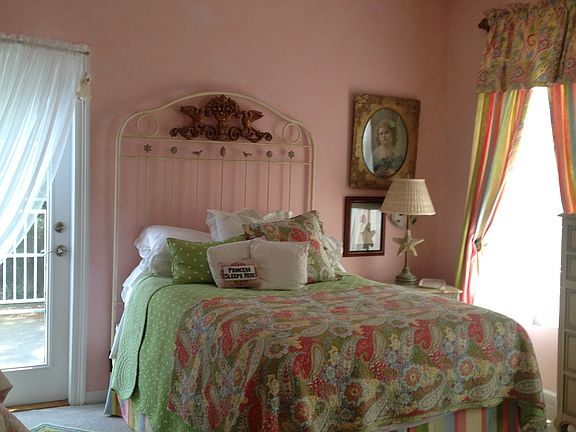 Porches off bedrooms