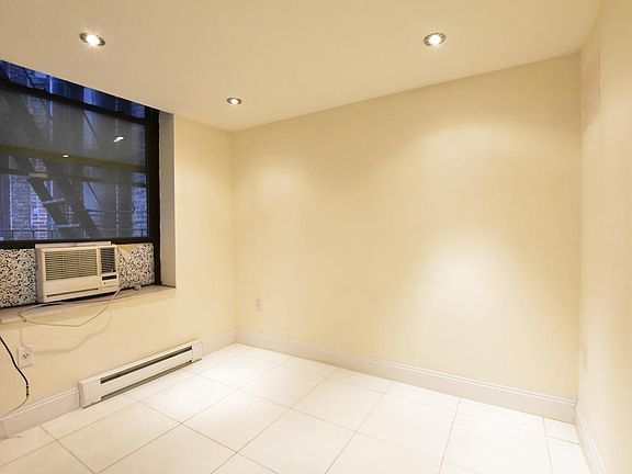2nd image of 943 Columbus Ave APT 1B