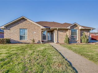 204 Bryant St, Pottsboro, TX 75076