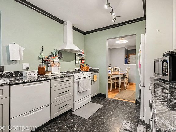 2nd image of 22766 Frederick Ave
