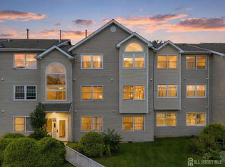 732 Edpas Rd, New Brunswick, NJ 08901