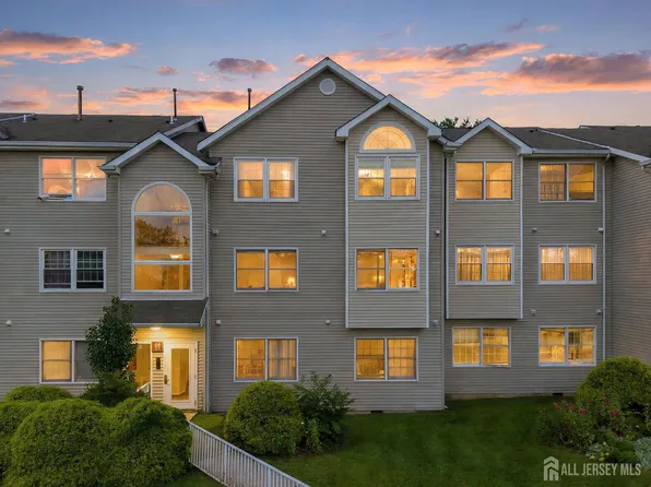 732 Edpas Rd, New Brunswick, NJ 08901