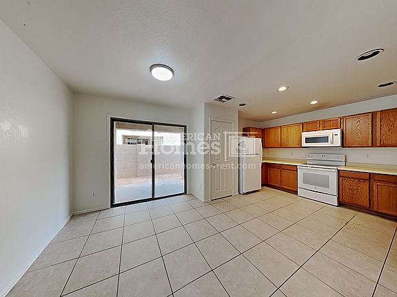 5th image of 8516 N 64th Ave