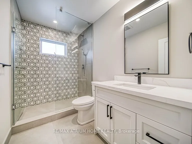 4 Palomino Cres — Photo 15