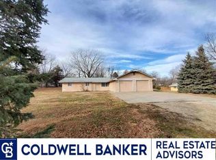 5250 Kaw Valley Rd, Wamego, KS 66547