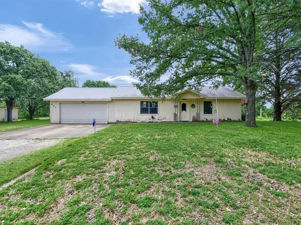 427 W Acres Rd, Whitesboro, TX 76273