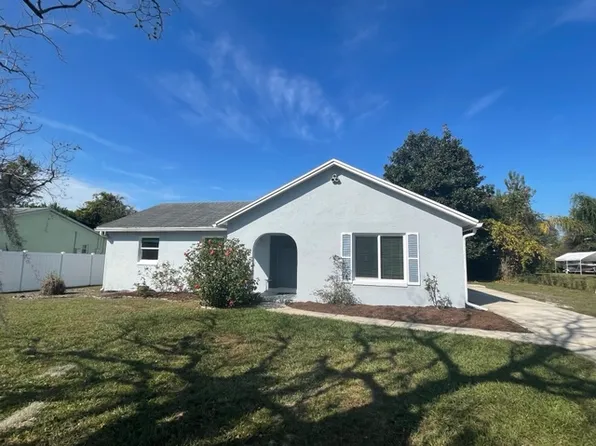 622 Gallaway Ter, Deltona, FL 32725