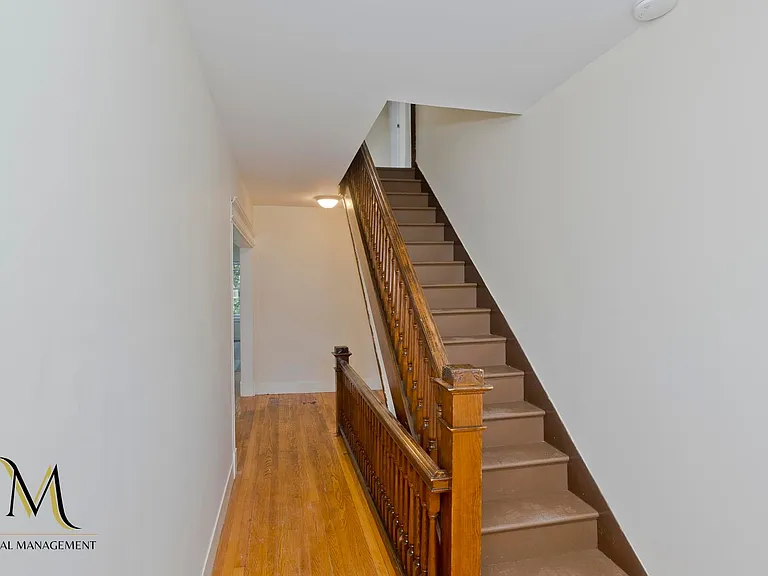 20 Sachem St — Photo 16