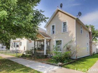 1009 Muskegon Ave NW, Grand Rapids, MI 49504