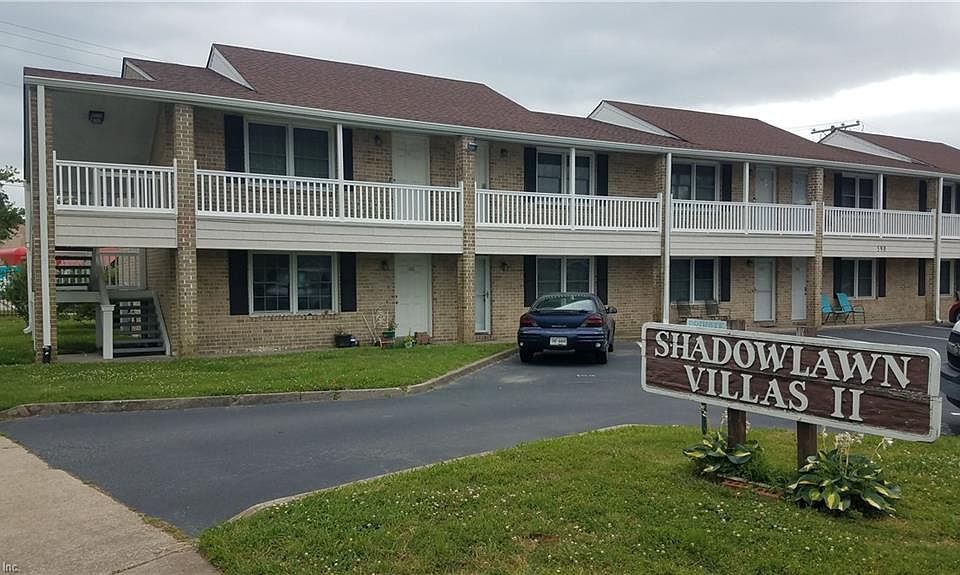1st image of 598 Pinewood Dr APT 205
