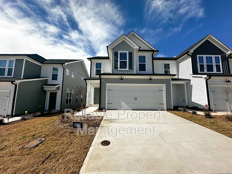 3 bed, 2.5 bath, 1805 sqft, $2,150 — Photo 1