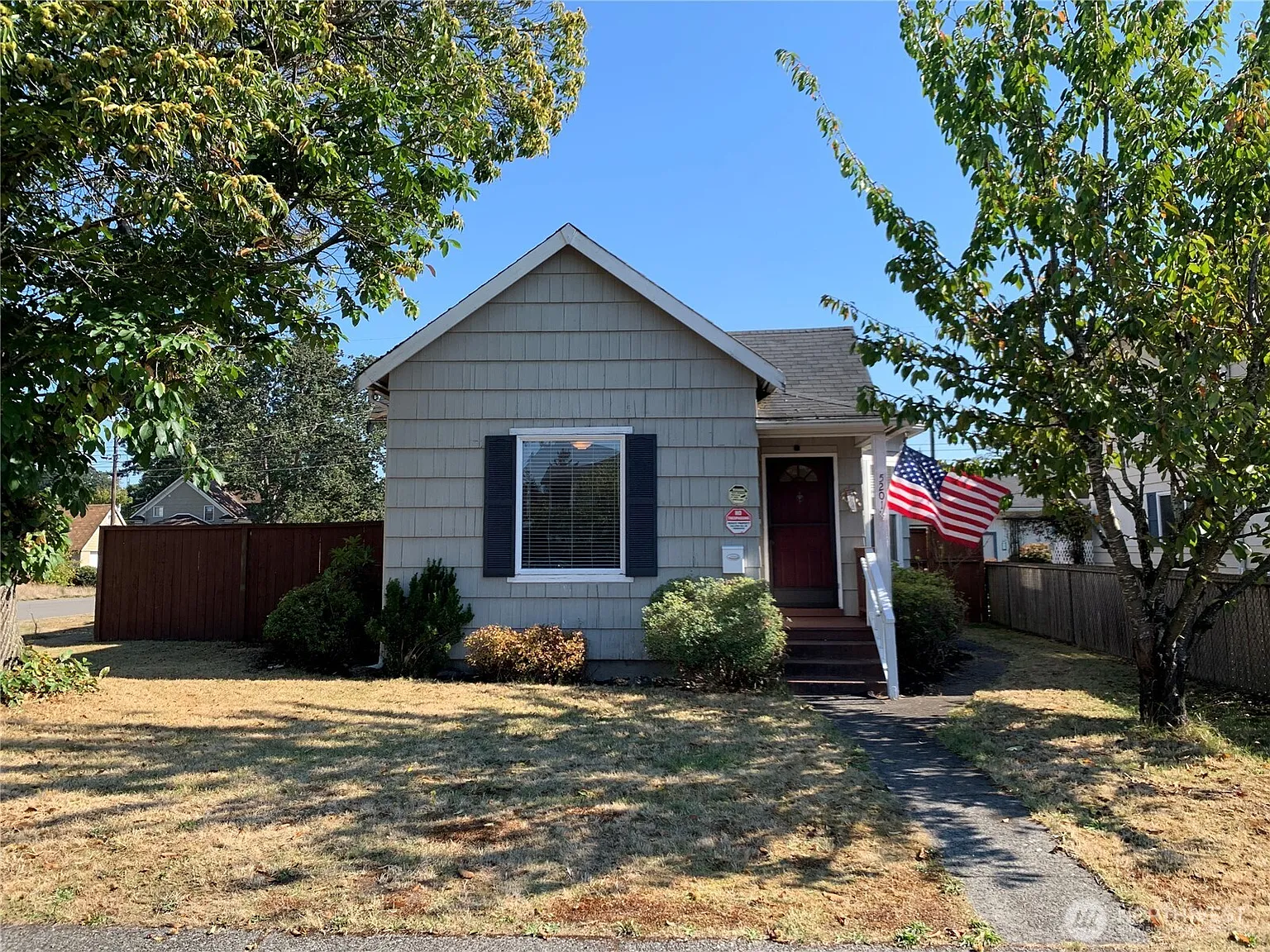 5201 S Fife Street photo 1