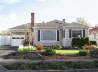 2703 Field St, Longview, WA 98632