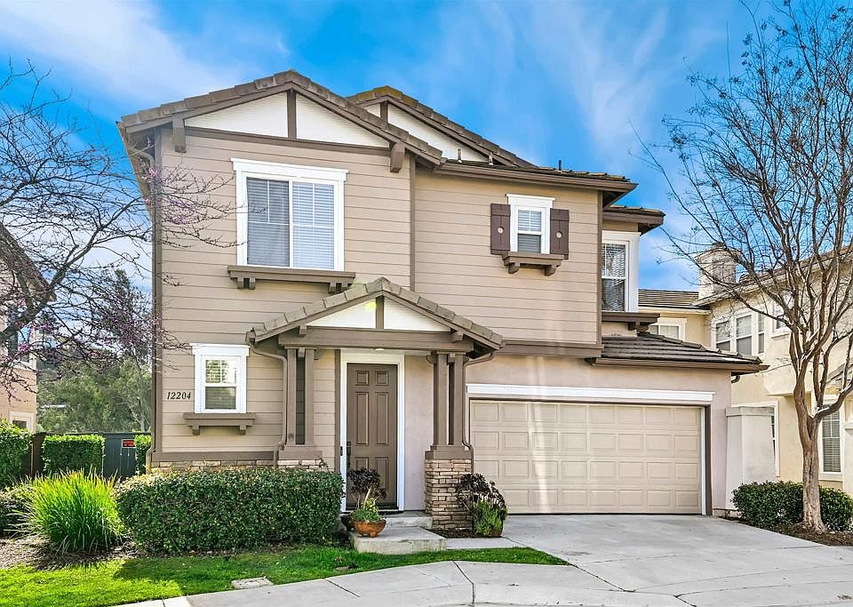 1st image of 12204 Pepper Tree Ln