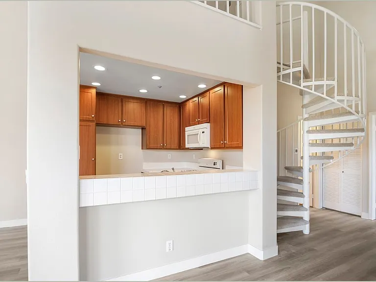 13405 Verona — Photo 16