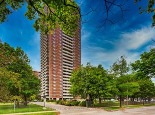10 Tangreen Ct #608, Toronto, ON M2M4B9