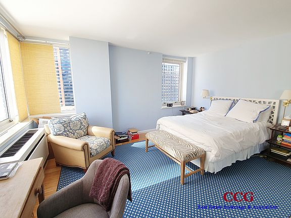 4th image of 250 S End Ave APT 11D