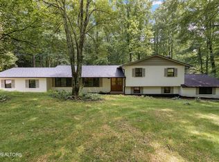 1812 Tanager Ln, Knoxville, TN 37919