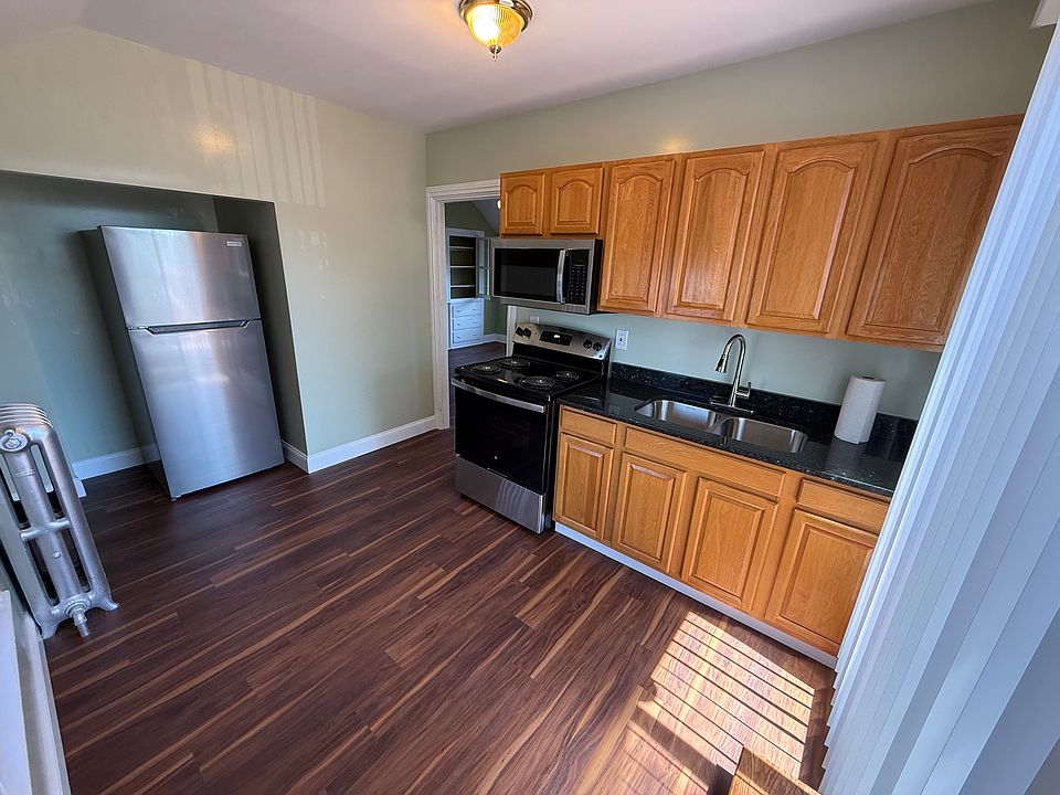 1st image of 348 North St #2