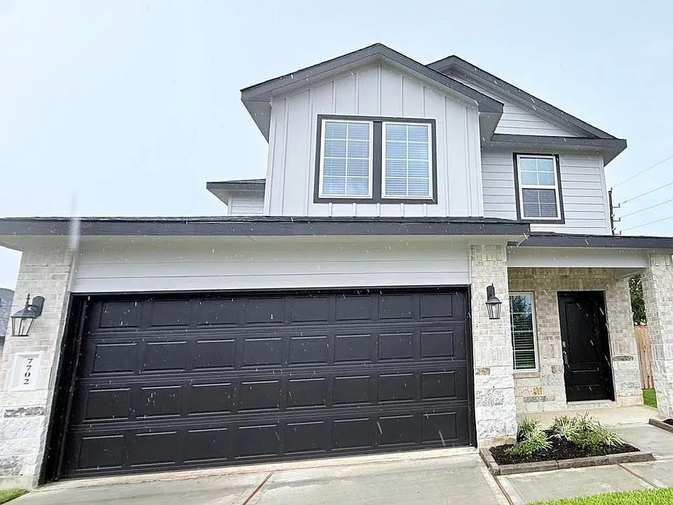 7702 Smooth Valley Ct