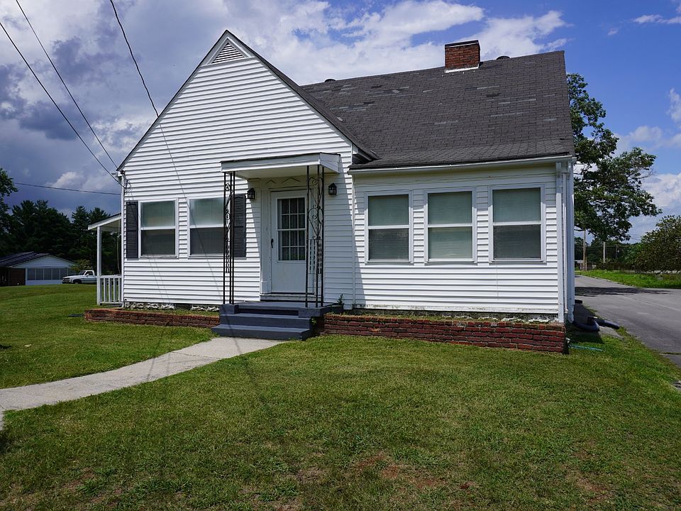 1st image of 517 E Main St