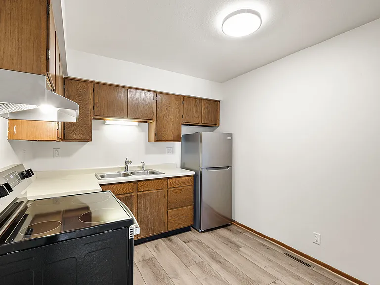 618 Mary Ln #2 — Photo 8