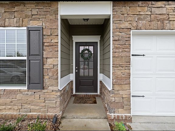 2nd image of 227 Snapdragon Dr