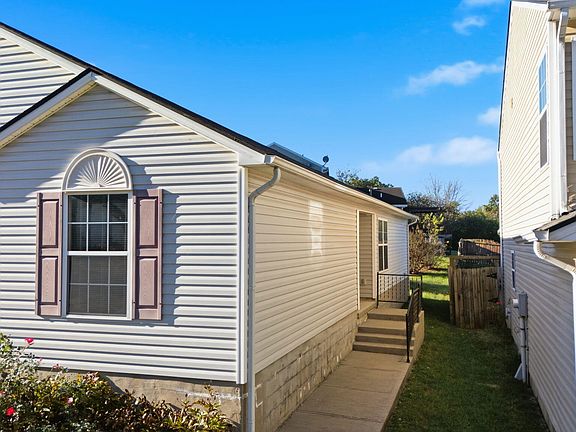 4th image of 2648 Trailwood Ln