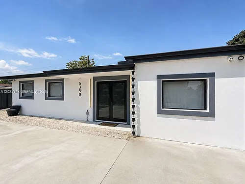 5350 NW 174th Dr Photo 1 5350 NW 174th Dr Photo 1