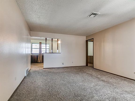 5th image of 4109 SE 14th St