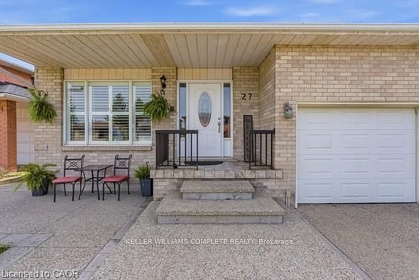 1st image of 27 Barbara Ct