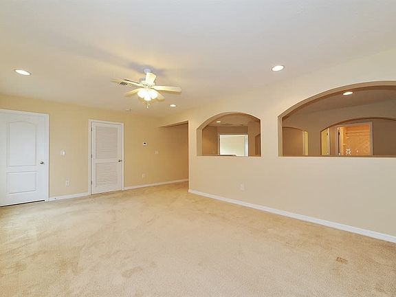 2nd image of 2320 Livorno Way