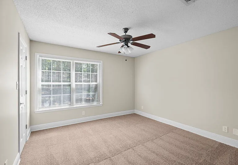 4208 Santa Fe Pkwy — Photo 11
