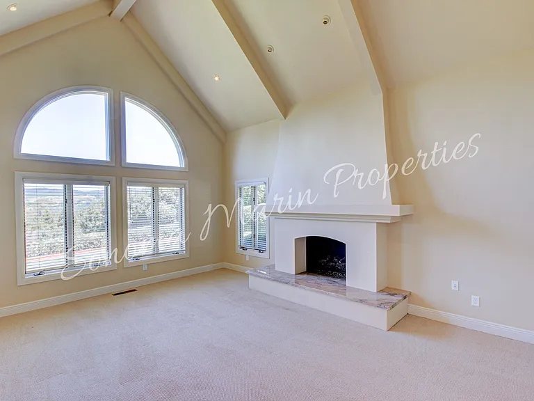 4626 Bennett View Dr — Photo 17