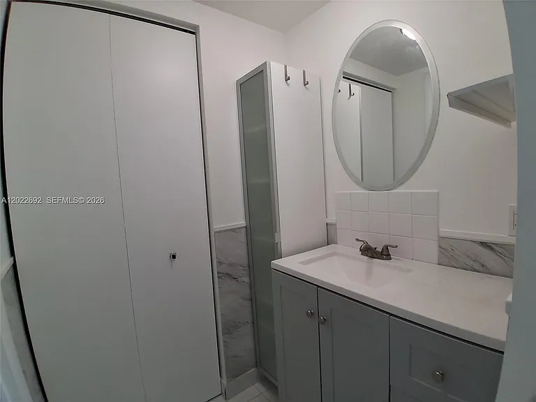 690 SW 1st Ct #Penthouse I19 — Photo 19