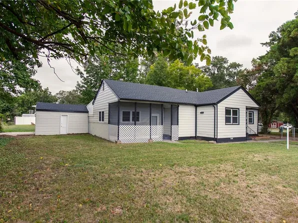 715 Briarfield Rd, Newport News, VA 23605